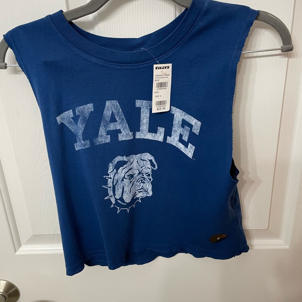Yale crop top